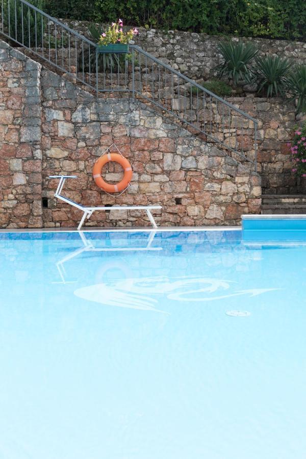 Hotel Drago - Garda Lake Collection Бренцоне-суль-Гарда Екстер'єр фото